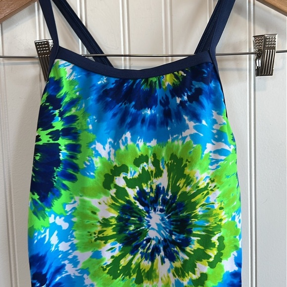 Vibrant Tie-Dye Swimsuit Speedo Endurance one piece - Picture 2 of 8